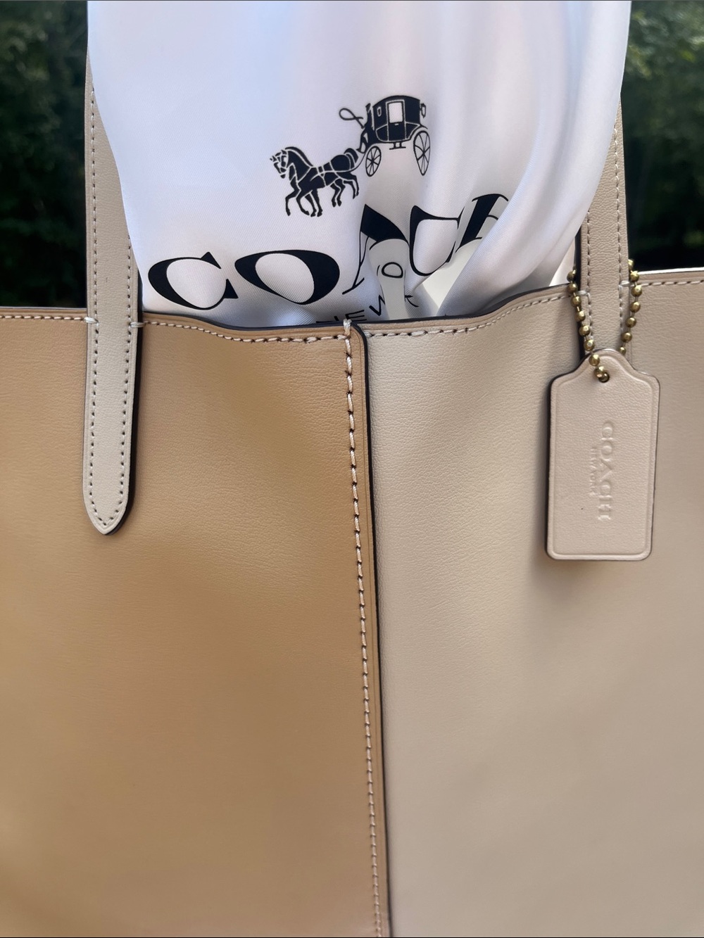 Coach Two-Tone Beige and Cream Leather Tote - Picture 4 of 15